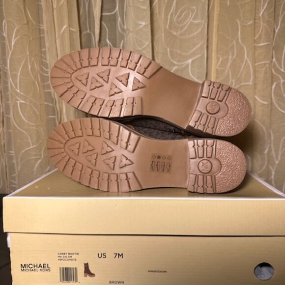 MK LOGO COMBAT BOOTS - Picture 8 of 9